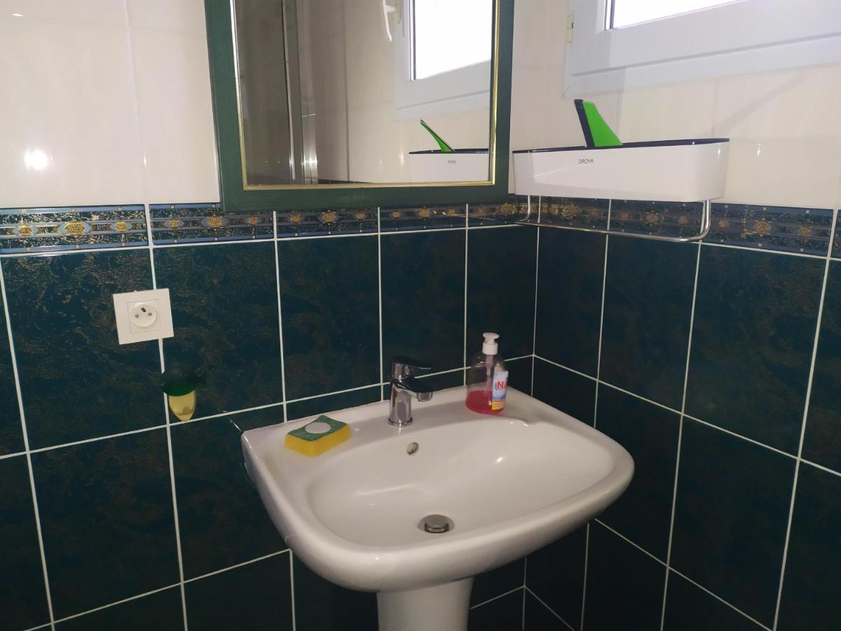 Appartement Chez Fabienne T1 à Le Breuil-sur-Couze Extérieur photo